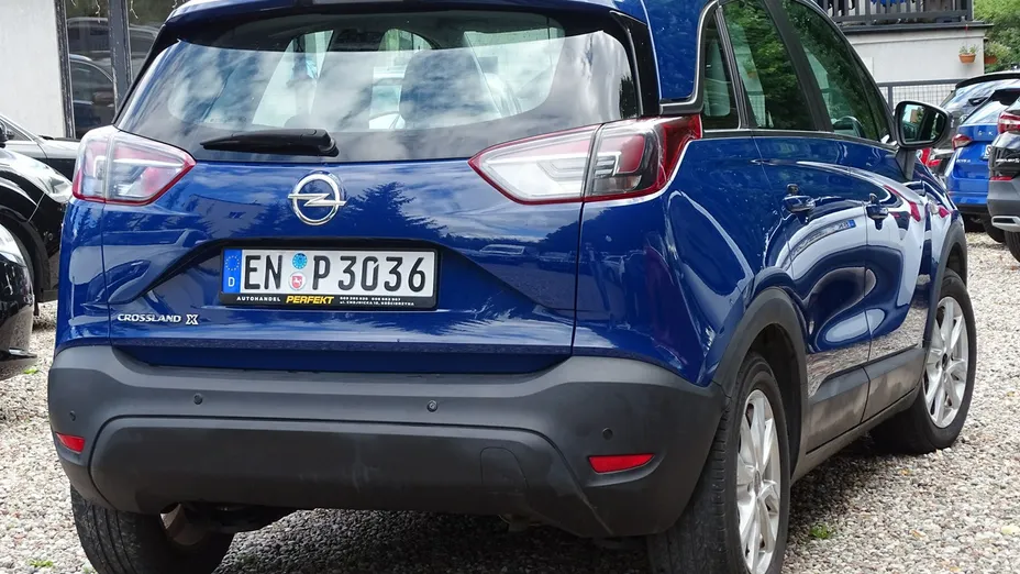 OPEL Crossland X -