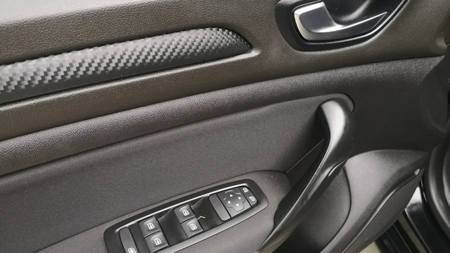 RENAULT Megane -