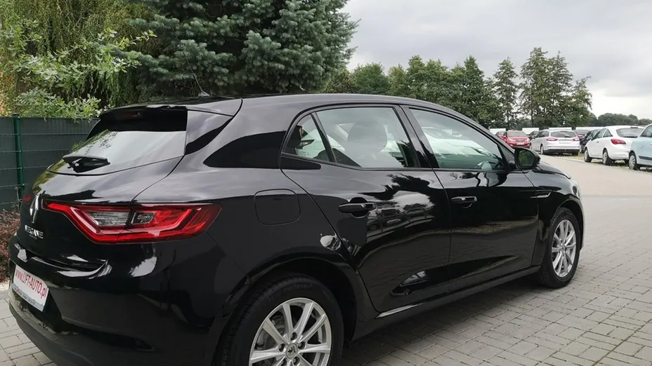 RENAULT Megane -