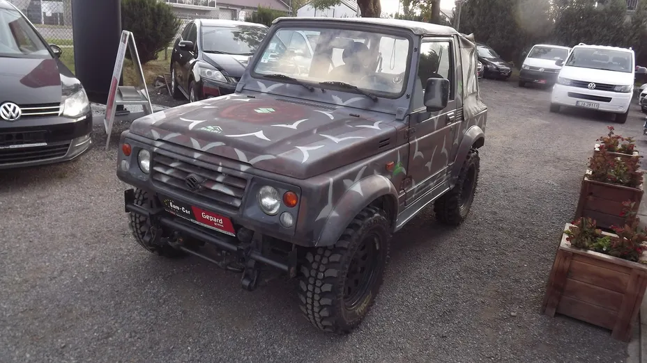 SUZUKI Samurai -