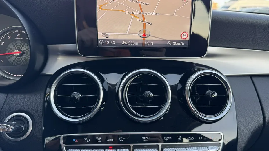 MERCEDES-BENZ C Klasa -