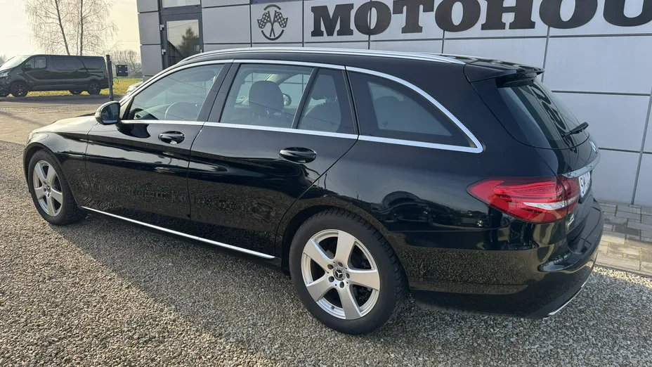 MERCEDES-BENZ C Klasa -