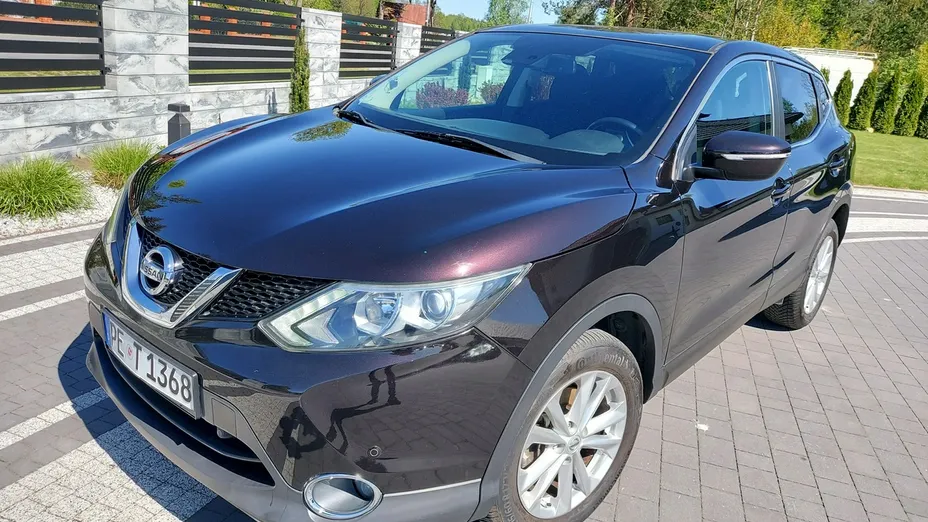 NISSAN Qashqai -
