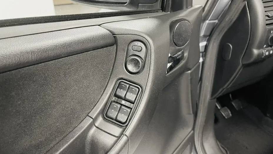 OPEL Zafira -
