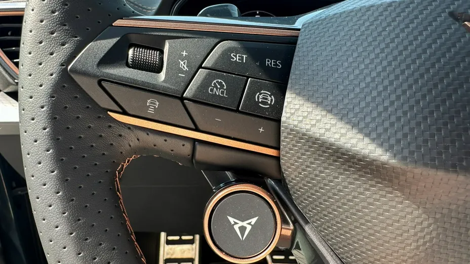 CUPRA Leon -
