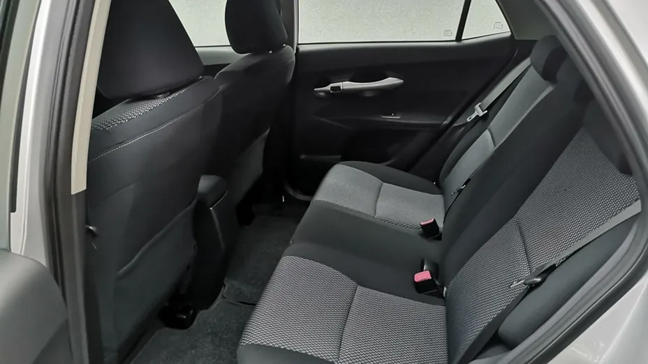 TOYOTA Auris -