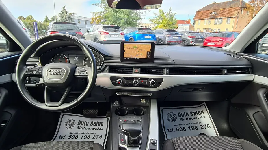 AUDI A4 -