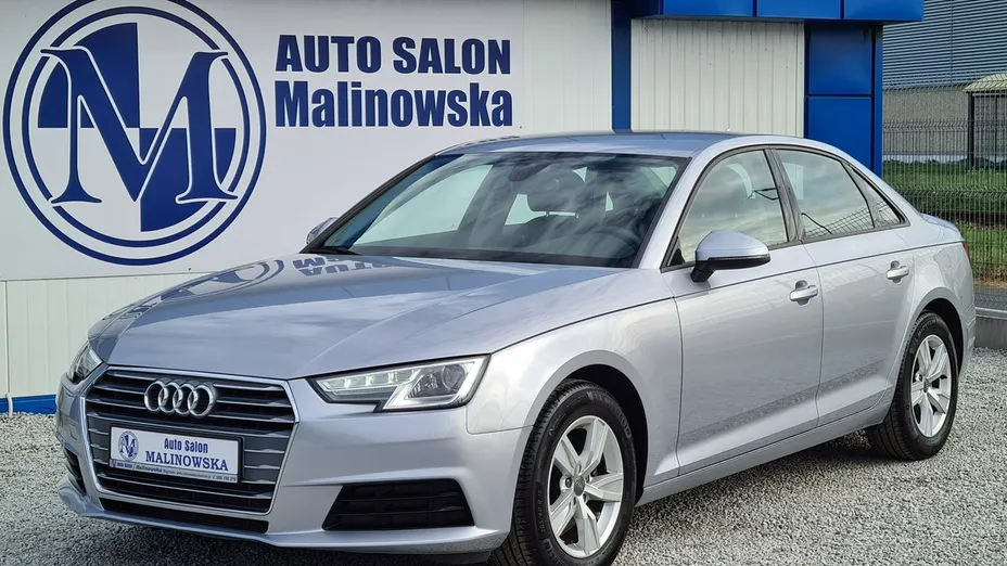 AUDI A4 -