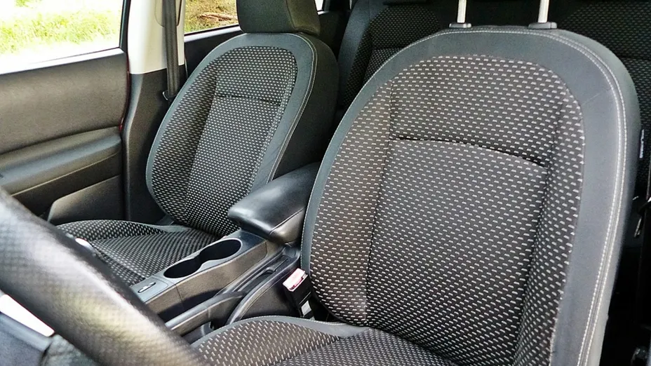 NISSAN Qashqai+2 -