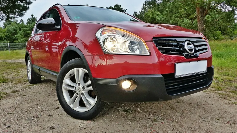 NISSAN Qashqai+2 -