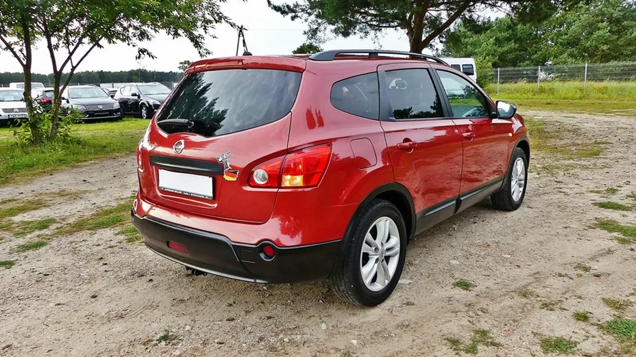 NISSAN Qashqai+2 -