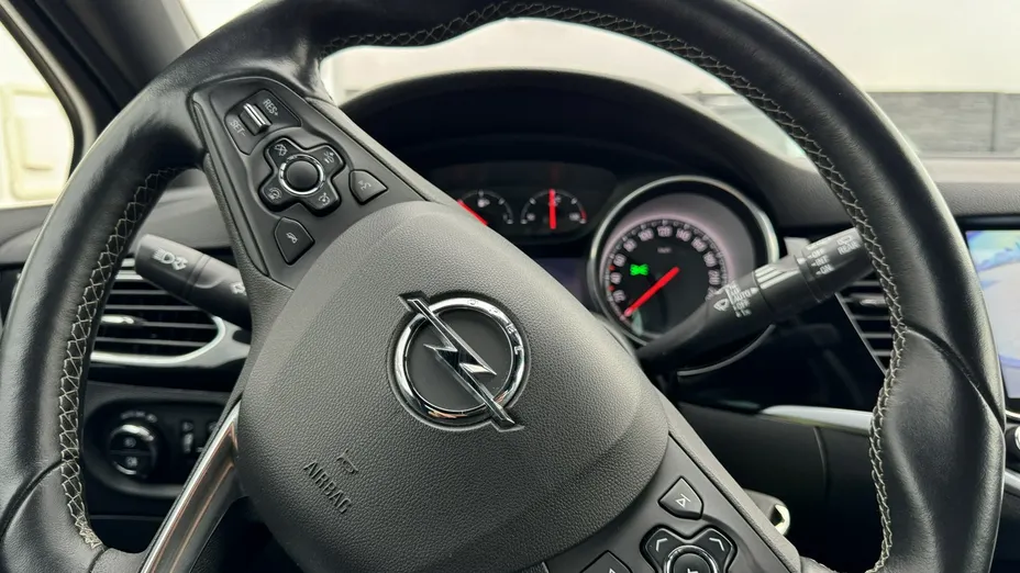OPEL Astra -