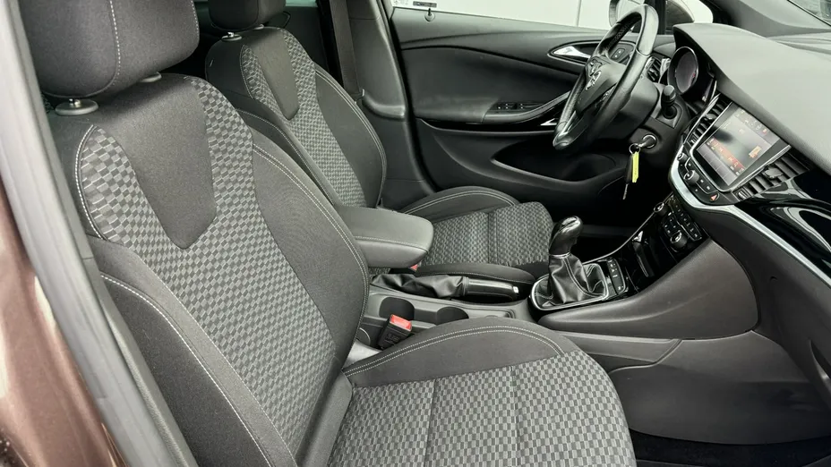 OPEL Astra -