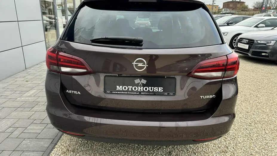 OPEL Astra -