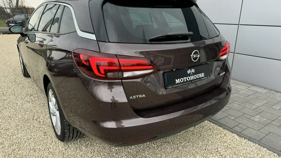 OPEL Astra -