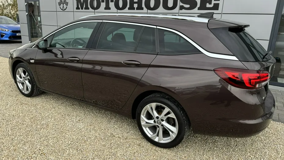OPEL Astra -