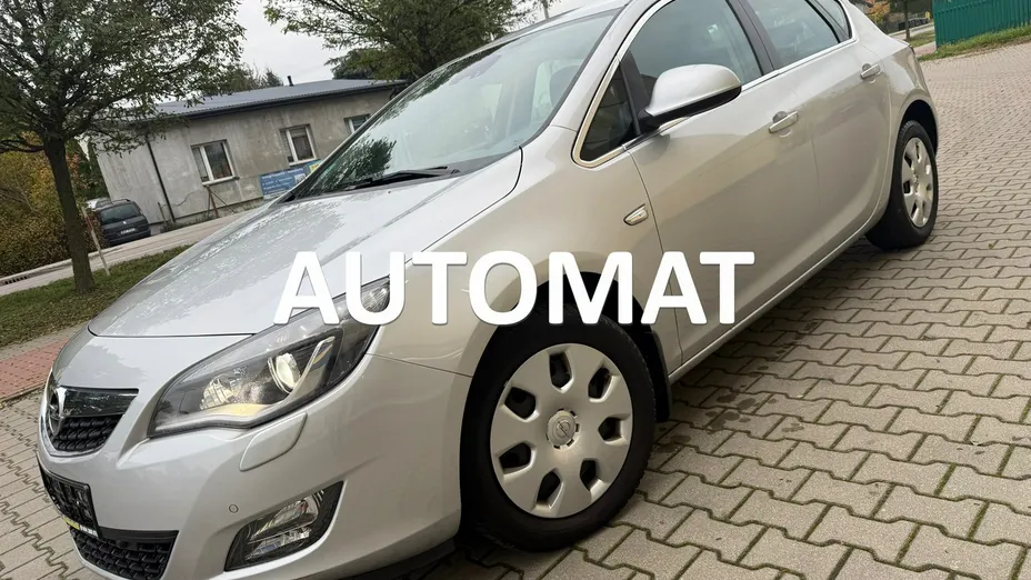 OPEL Astra -