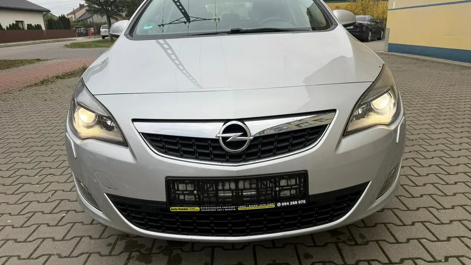 OPEL Astra -