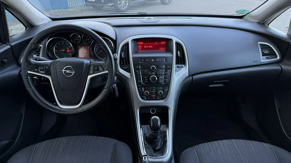 OPEL Astra -