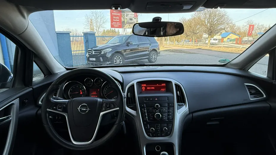 OPEL Astra -