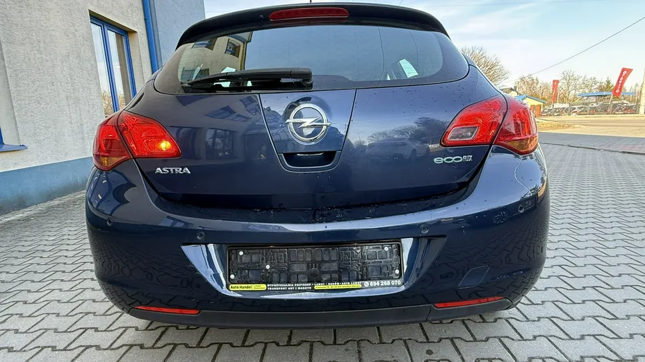 OPEL Astra -