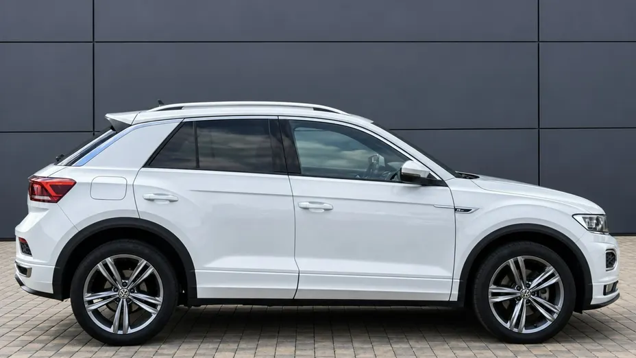 VOLKSWAGEN T-ROC -