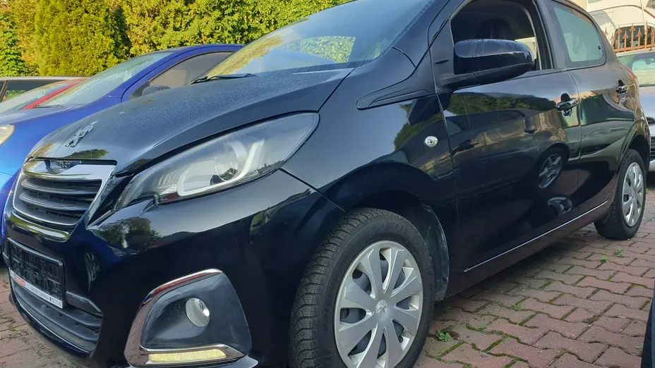 PEUGEOT 108 -