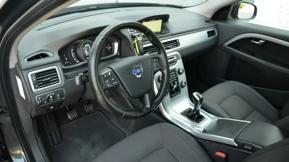 VOLVO V70 -