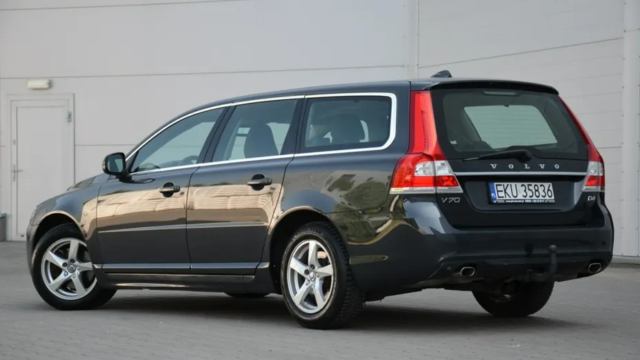 VOLVO V70 -