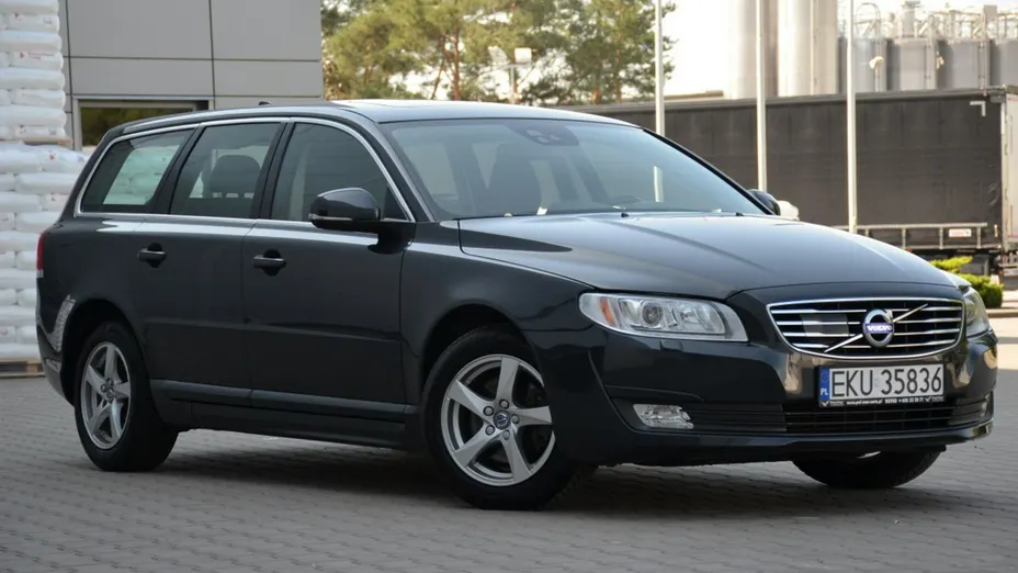 VOLVO V70 -