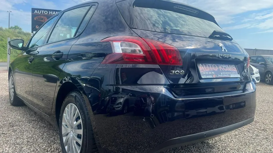 PEUGEOT 308 -