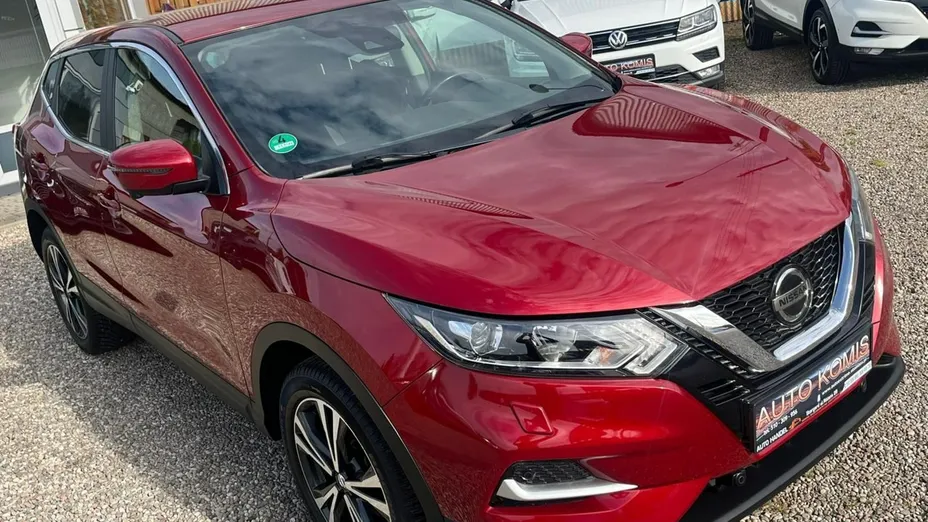NISSAN Qashqai -