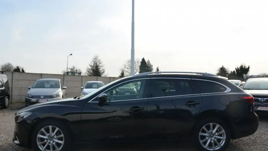 MAZDA 6 -