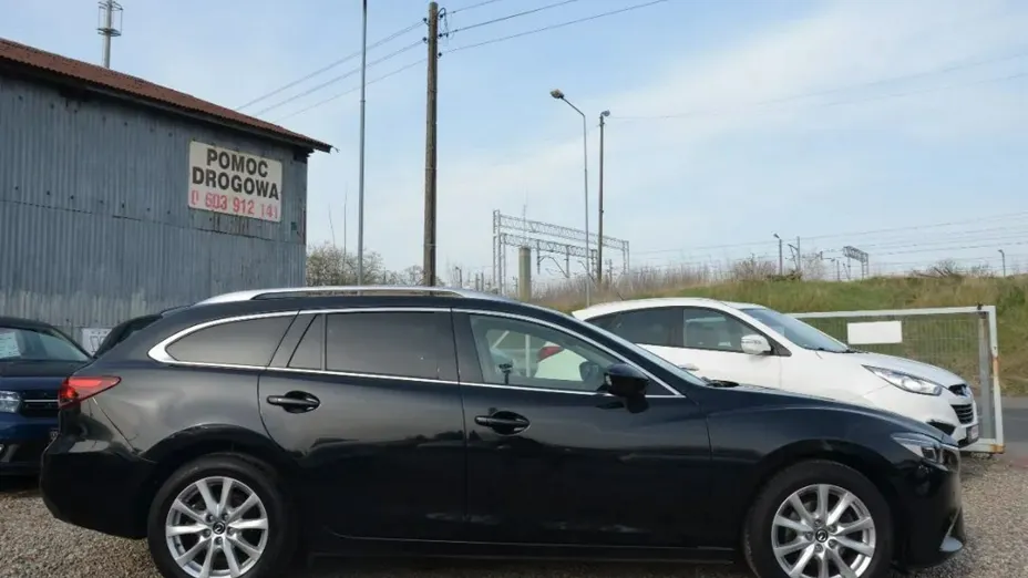MAZDA 6 -