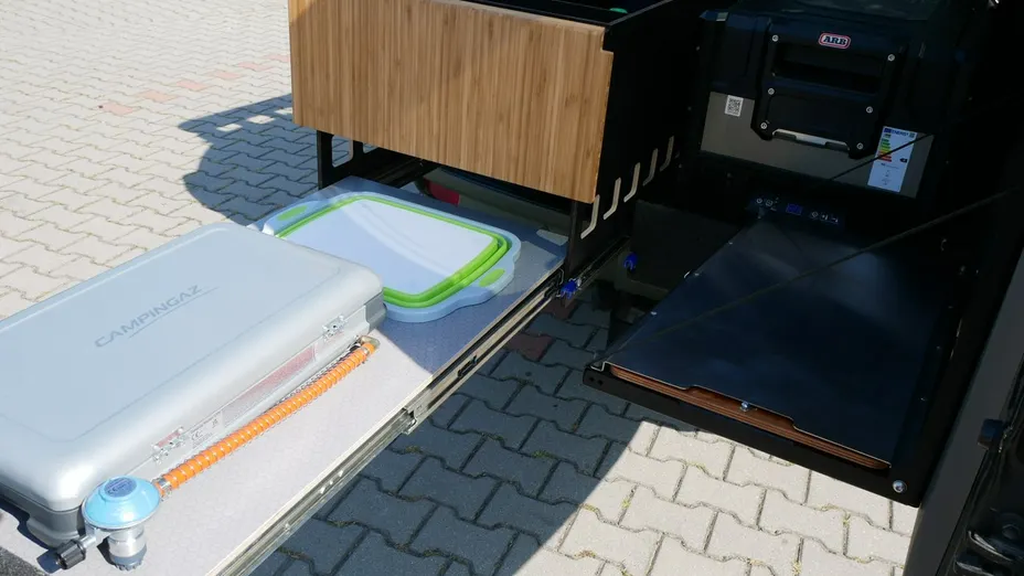 TOYOTA Land Cruiser -