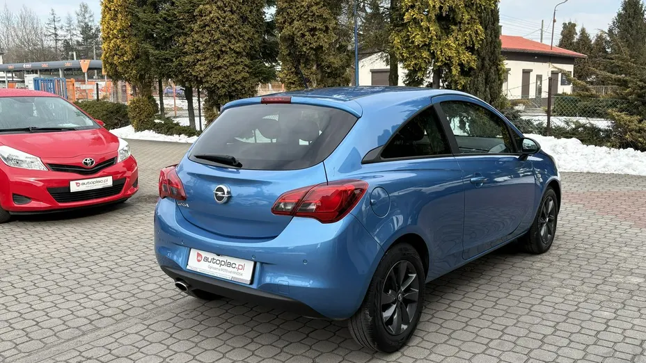 OPEL Corsa -