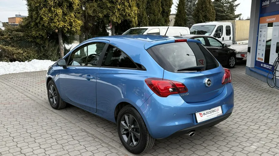 OPEL Corsa -