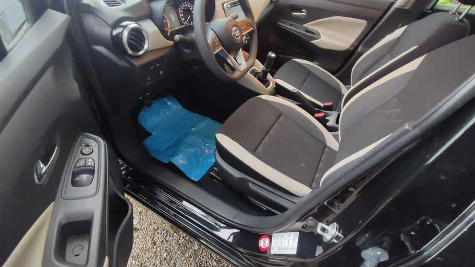 NISSAN Micra -