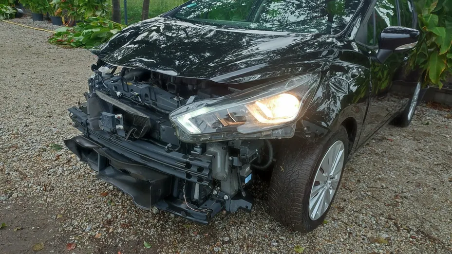 NISSAN Micra -