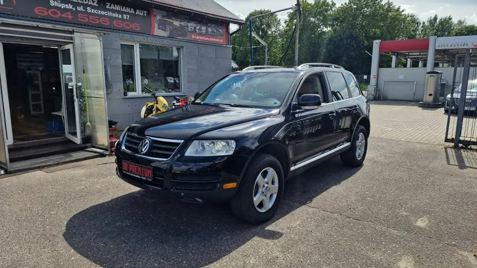 VOLKSWAGEN Touareg -