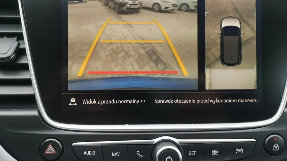 OPEL Grandland X -
