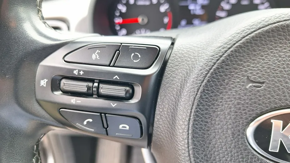 KIA Rio -