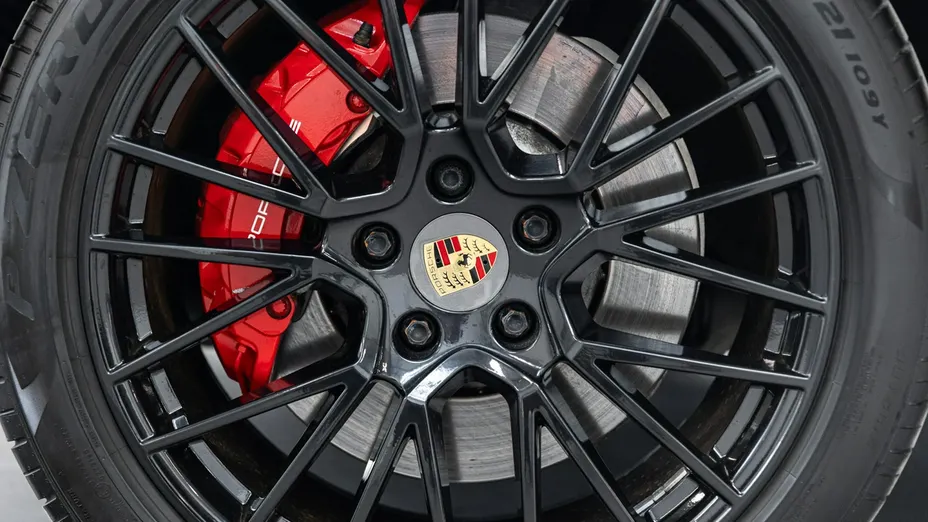 PORSCHE Cayenne -