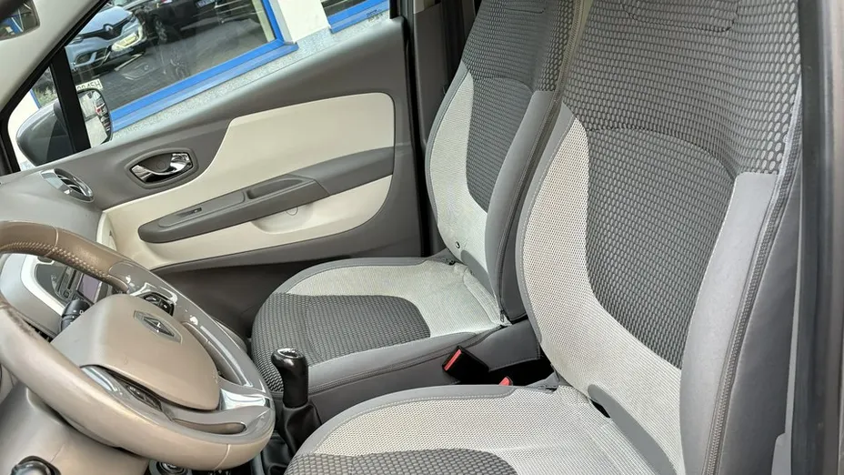 RENAULT Captur -