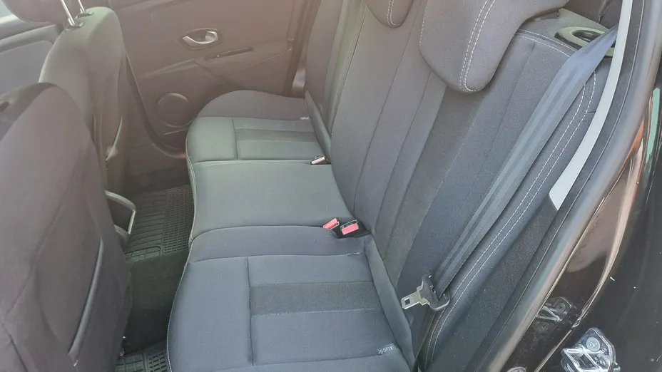 RENAULT Megane -