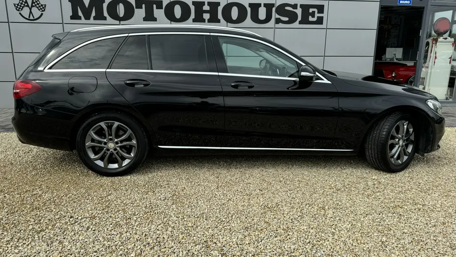 MERCEDES-BENZ C Klasa -