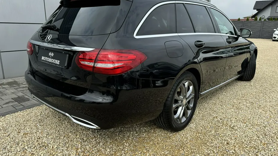 MERCEDES-BENZ C Klasa -