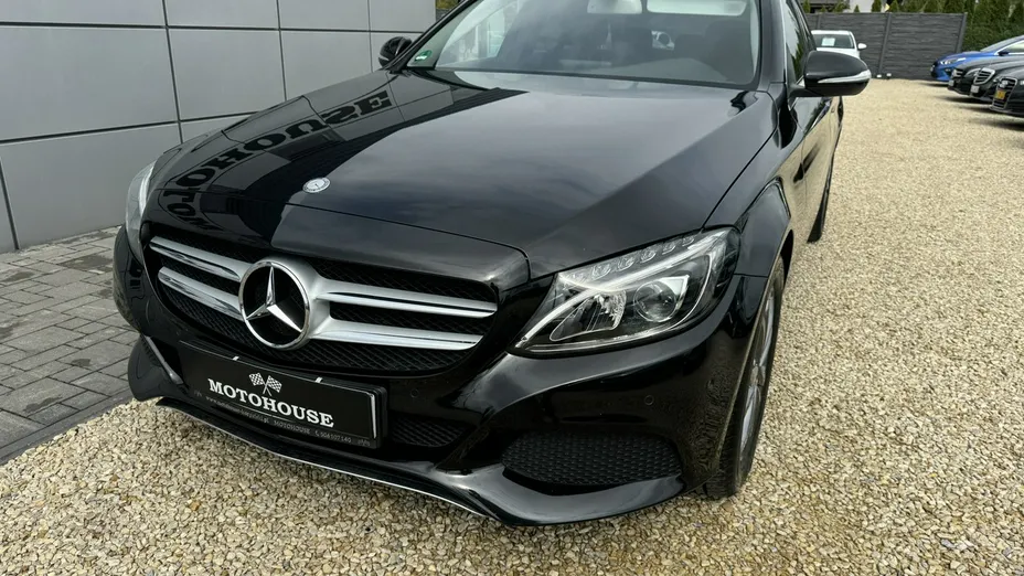 MERCEDES-BENZ C Klasa -