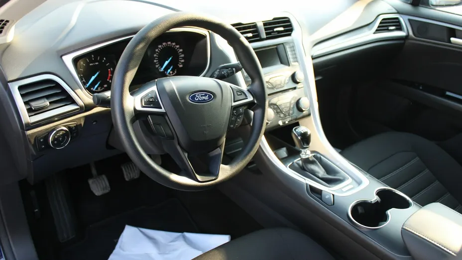 FORD Mondeo -