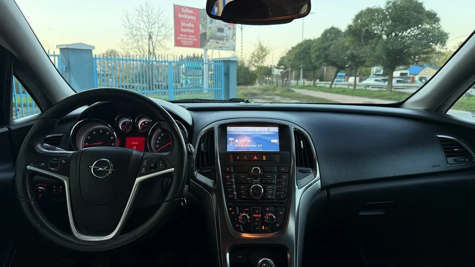 OPEL Astra -